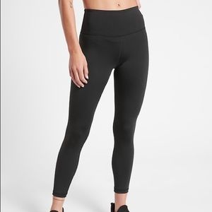 NWT ATHLETA ELATION TRAIN 7/8 TIGHT MEDIUM